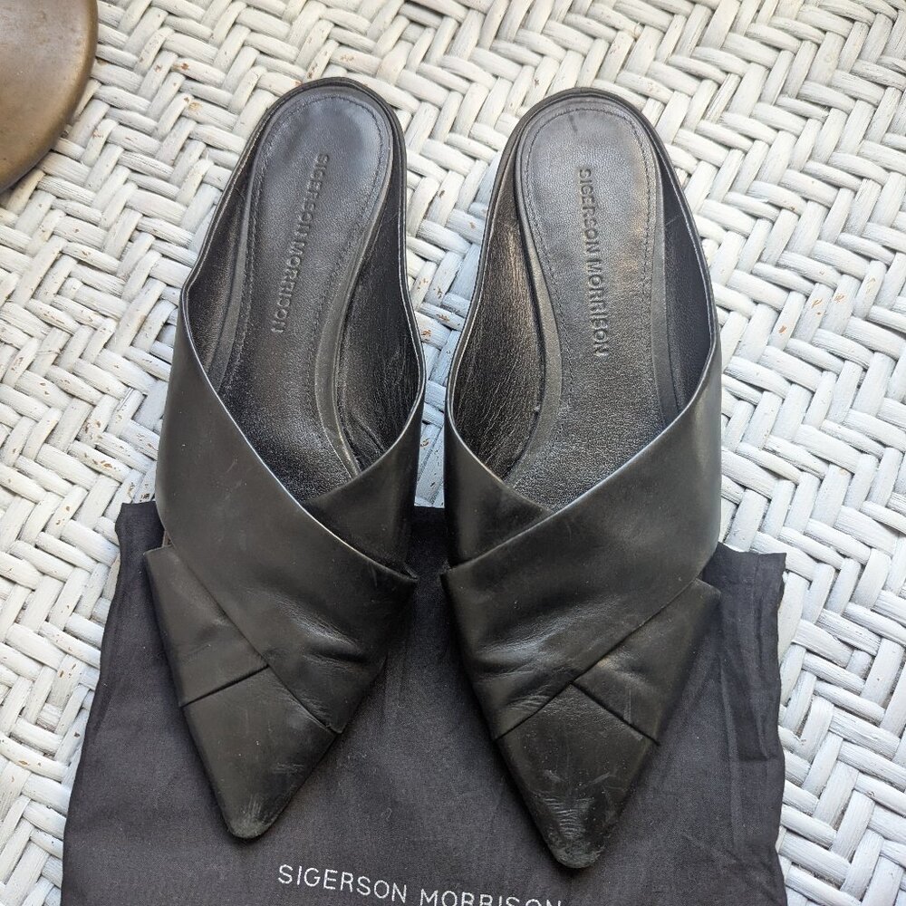 Sigerson Morrison black leather slides